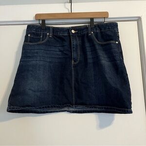 GAP Dark Blue Denim Mini Skirt women’s size 14